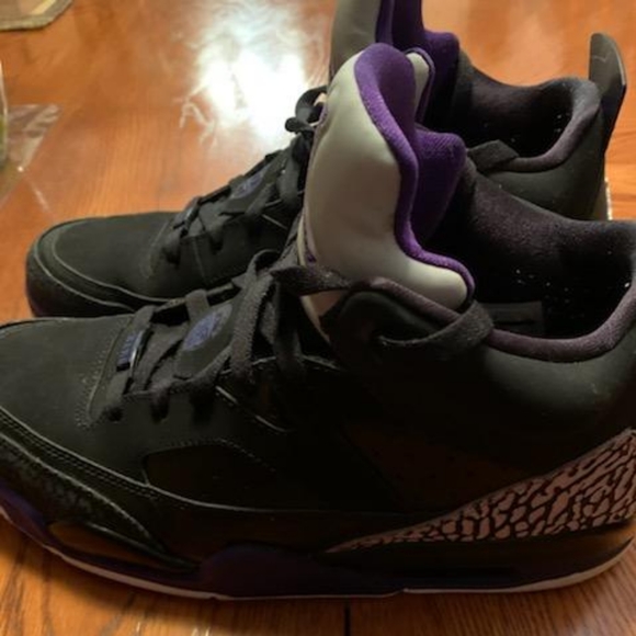 Jordan Son of Mars Low Black Grape Ice-White - Picture 2 of 5